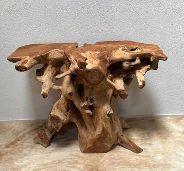 Unieke Stoere Tafel van Teakhout beschikbaar voor biedingen