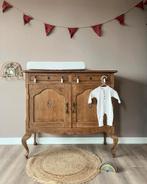 Vintage sierlijke commode/dressoir houtkleur ‘Moos’, Josièfine Vintage Line, Ophalen of Verzenden, Voetruimte, Info@josiefine.nl