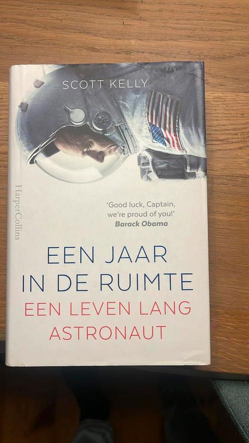 Scott Kelly - Een jaar in de ruimte, Boeken, Overige Boeken, Zo goed als nieuw, Ophalen of Verzenden