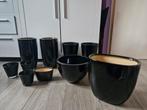 Serie zwarte bloempotten, Ophalen, Gebruikt, Rond, Binnen