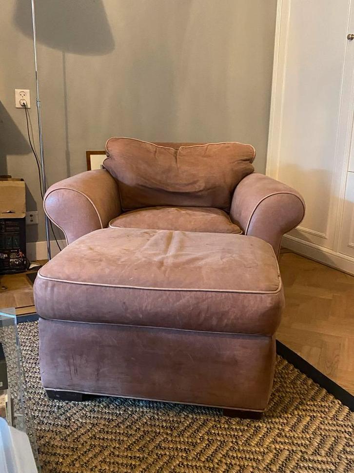 Bruine leren stoel met voetenbank, Huis en Inrichting, Fauteuils, Gebruikt, Leer, 50 tot 75 cm, 75 tot 100 cm, Ophalen