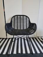 Nieuwe zwarte stoel. Modern, scandinavisch, Huis en Inrichting, Stoelen, Ophalen, Nieuw, Zwart, Eén