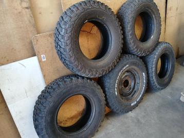 16" Terreinbanden BF Goodrich Banden All Terrain 235/85R16 beschikbaar voor biedingen