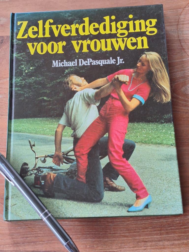 Zelfverdediging voor vrouwen, Boeken, Ophalen of Verzenden, Tweede Wereldoorlog, Zo goed als nieuw, Overige onderwerpen