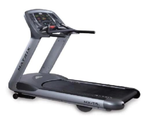 Matrix T5-MX Treadmill | Loopband, Sport en Fitness, Fitnessmaterialen, Zo goed als nieuw, Overige typen, Armen, Benen, Borst