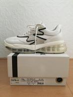 Bronx sneakers, Ophalen of Verzenden, Zo goed als nieuw, Sneakers of Gympen