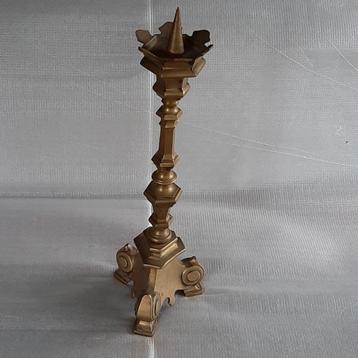 antieke kandelaar model kerkkandelaar koper 33 cm. hoog beschikbaar voor biedingen