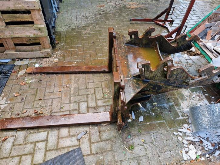 TE KOOP cw30 puinbak en Palletvorken, Zakelijke goederen, Agrarisch | Werktuigen, Grondbewerking, Ophalen