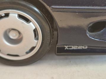 Jaguar XJ220 Modelauto 1:18 nu 17.50 euro beschikbaar voor biedingen