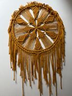 Handgemaakte Macramé Wandhanger - Okergeel Boho - 37cm, Huis en Inrichting, Woonaccessoires | Wanddecoraties, Ophalen of Verzenden