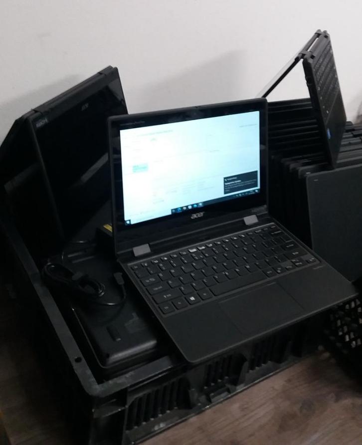 Acer Travelmate Spin B-Series Touch Qwerty Laptops gebruikt, Computers en Software, Windows Laptops, Gebruikt, 11 inch, SSD, Minder dan 2 Ghz