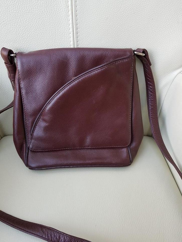 D084 Geen merk, bruin-brique leer, netjes, 20x23x10 cm, Sieraden, Tassen en Uiterlijk, Tassen | Damestassen, Gebruikt, Handtas