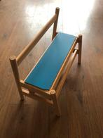 Bankje gemaakt van boekenstandaard IKEA Flisat, Kinderen en Baby's, Kinderkamer | Tafels en Stoelen, Ophalen of Verzenden, Zo goed als nieuw