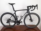 Trek Madone SL5 / SL6 GEN 8 disc di2, 28 inch, Carbon, Trek Madone, Meer dan 20 versnellingen