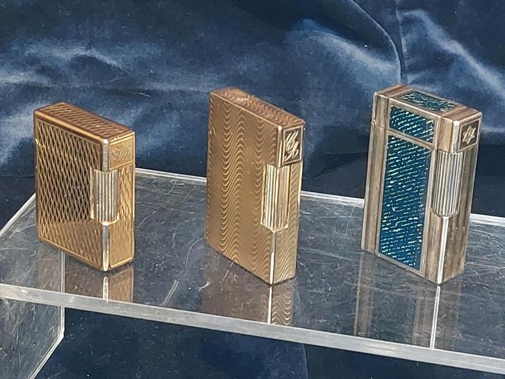 Drie Dupont aanstekers waarvan 1 in originele Dupont doos, Verzamelen, Rookartikelen, Aanstekers en Luciferdoosjes, Zo goed als nieuw