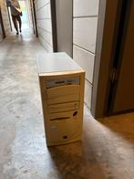 Oude computer werking onbekend gratis, Computers en Software, Desktop Pc's, Ophalen, Zo goed als nieuw, Onbekend