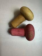 Twee vintage/antieke houten tollen, Antiek en Kunst, Ophalen of Verzenden