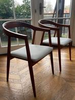 Set van 2 houten Westwing stoelen, Huis en Inrichting, Stoelen, Ophalen, Twee, Bruin, Zo goed als nieuw