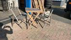 Vintage houten Bistro setje, Tuin en Terras, Ophalen of Verzenden, Zo goed als nieuw, Hout, 2 zitplaatsen