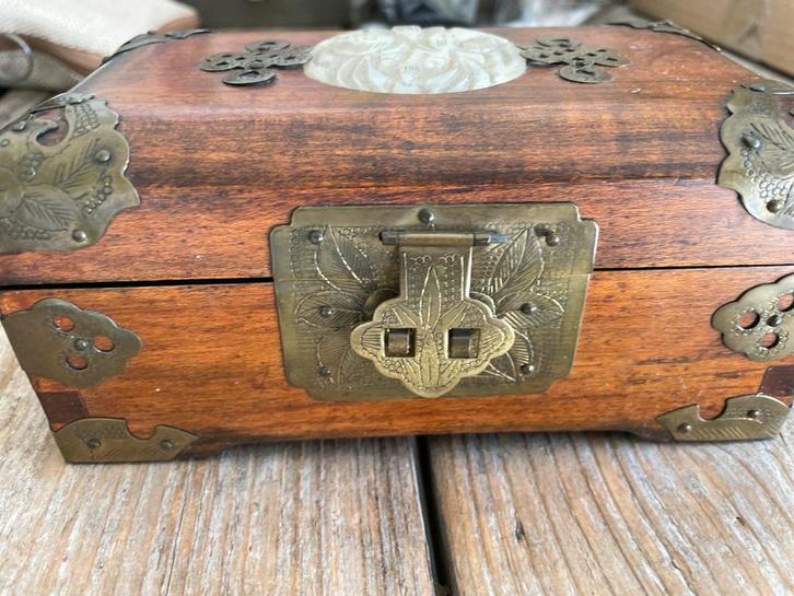 Antiek Sieradendoosje met Ornamenten, Antiek en Kunst, Antiek | Woonaccessoires, Ophalen of Verzenden