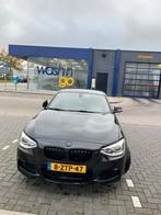 BMW 1-Serie 116i 136PK 5D 2015 Zwart, Auto's, BMW, 1-Serie, 65 €/maand, 4 cilinders, Zwart