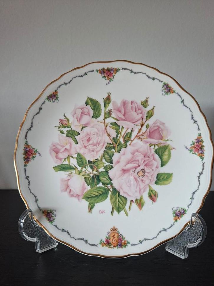 Royal Albert New Dawn Bord - Queen Mother's Roses, Antiek en Kunst, Antiek | Wandborden en Tegels, Ophalen