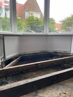 Erker radiator, uit 1 stuk - 200/50, Ophalen, 30 tot 80 cm, Radiator, Zo goed als nieuw