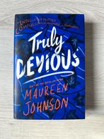 Truly Devious - Maureen Johnson, Ophalen of Verzenden, Zo goed als nieuw