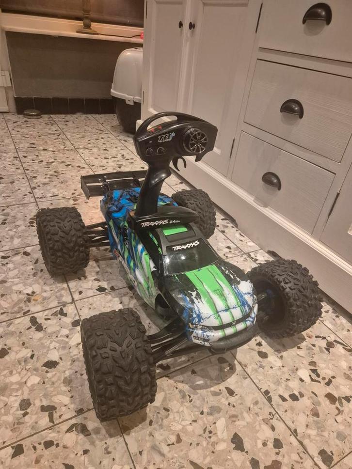 TraxxasE-Revo 2.0 met Spektrum 6s Motor - Zo goed als nieuw!, Hobby en Vrije tijd, Modelbouw | Radiografisch | Auto's, Zo goed als nieuw