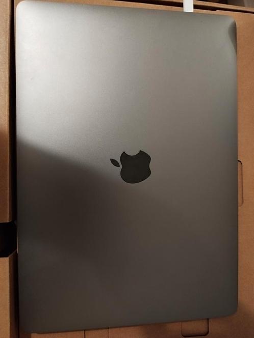 Apple Macbook pro 2020 model A2289, Computers en Software, Apple Macbooks, Zo goed als nieuw, MacBook Pro, 13 inch, 256 GB, 8 GB