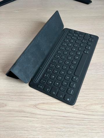 Apple Smart Keyboard iPad A1829  beschikbaar voor biedingen