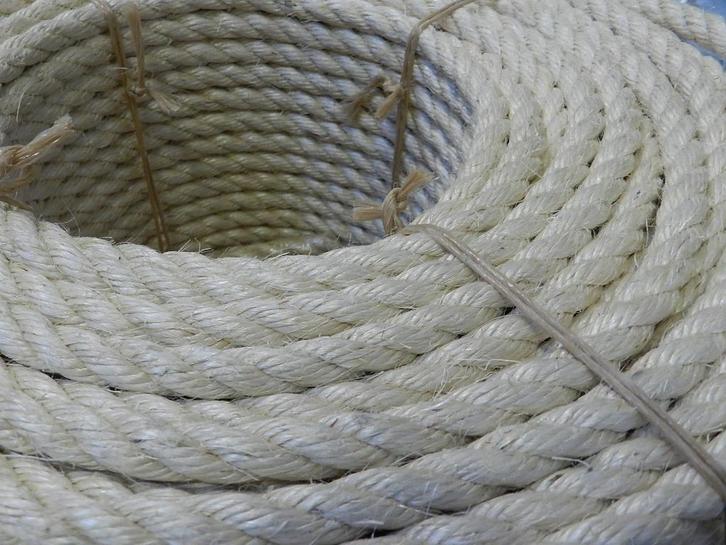 TOUW SISAL 10mm rollen a 220mtr., Watersport en Boten, Accessoires en Onderhoud, Nieuw, Lijn of Blok, Ophalen