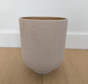 &Tradition flower pot in beige (d 15cm) beschikbaar voor biedingen