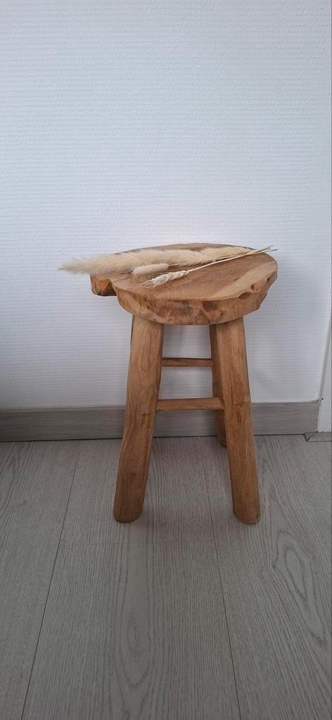 Houten kruk teak, 40 x 30 x 28 cm, Huis en Inrichting, Krukjes, Nieuw, Hout, Ophalen of Verzenden