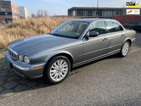 Jaguar XJ 4.2 V8 Executive, Auto's, Jaguar, Bedrijf, Te koop, XJ, ABS, Airbags, Airconditioning, Alarm, Boordcomputer, Centrale vergrendeling