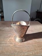Zilveren suikerstrooier met handvat, Ophalen of Verzenden, Zilver