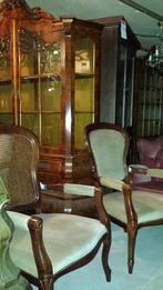 Klassiek fauteuils, Antiek en Kunst, Antiek | Meubels | Stoelen en Banken, Ophalen