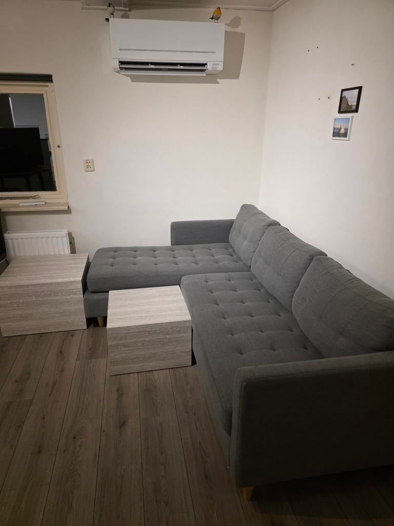 Hoekbank, Huizen en Kamers