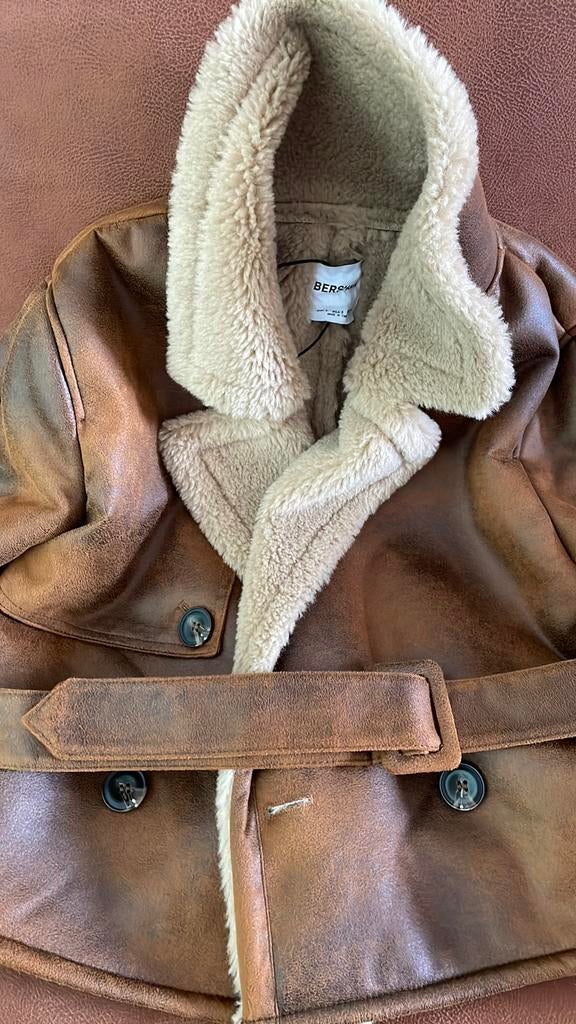 Leuke Bershka damesjas lederlook! Zgan, Ophalen, Zo goed als nieuw, Zwart