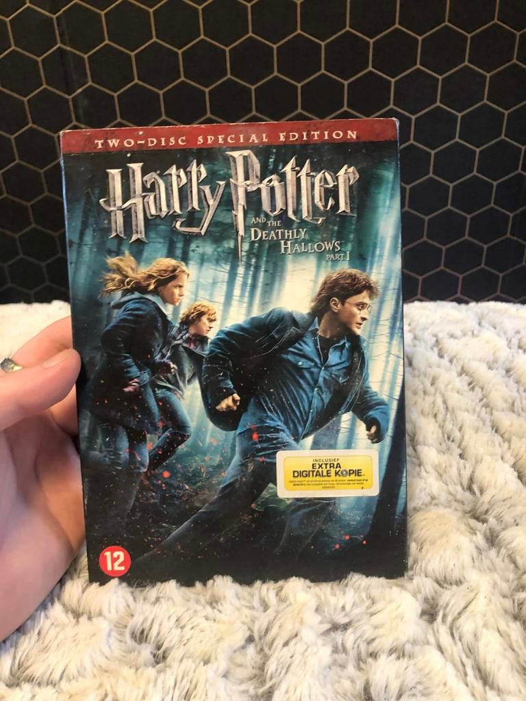 Harry Potter and the Deathly Hallows Part 1 DVD, Boxset, Fantasy, Ophalen of Verzenden, Zo goed als nieuw