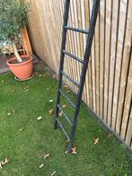 Stalen ladder, Doe-het-zelf en Verbouw, Ophalen of Verzenden, Zo goed als nieuw, 4 meter of meer