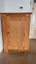 Teak houten kast met deur, Ophalen