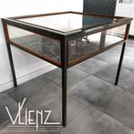 Vintage vitrinekast, vitrinebak met deksel glas, hout, staal, Huis en Inrichting, Kasten | Vitrinekasten, Ophalen, Gebruikt, -