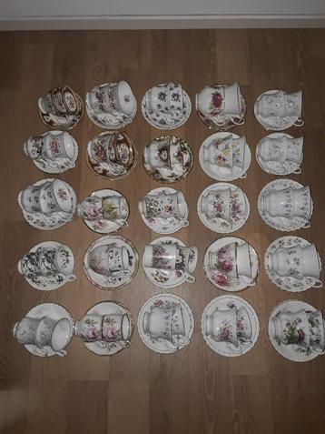 60 Royal albert kop en schotels  beschikbaar voor biedingen