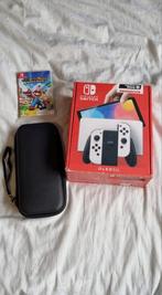 Switch OLED wit, Spelcomputers en Games, Spelcomputers | Nintendo Switch, Met games, Met 2 controllers, Ophalen of Verzenden, Zo goed als nieuw