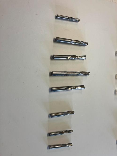 Cnc frezen freesbeitels cnc inkroosmachine, Doe-het-zelf en Verbouw, Gereedschap | Zaagmachines, Ophalen