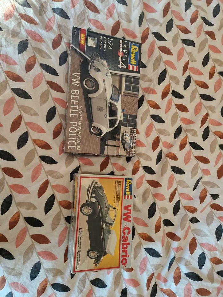 2x Revell Volkswagen Kever Model, Hobby en Vrije tijd, Modelbouw | Auto's en Voertuigen, Nieuw, Auto, Groter dan 1:32, Revell