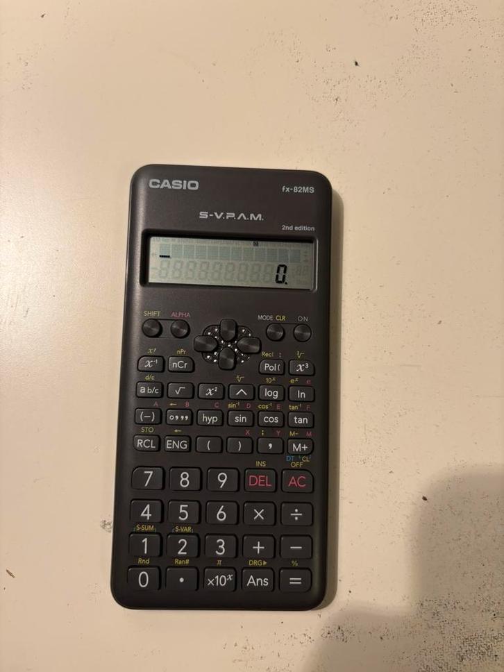 Casio fx-82MS-2, Diversen, Rekenmachines, Zo goed als nieuw, Grafische rekenmachine, Ophalen of Verzenden