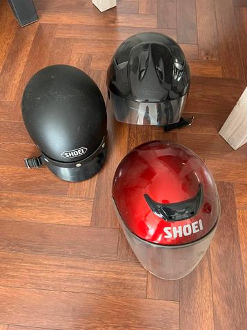 Te koop 3 motor helmen in goede staat 1x dames 2x heren  beschikbaar voor biedingen