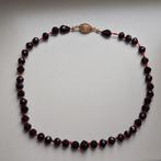 Antieke collier met Granaat en met gouden slot, Ophalen of Verzenden, Zo goed als nieuw, Rood, Goud